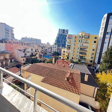 Sunlit House City Center Tirana Esterno foto